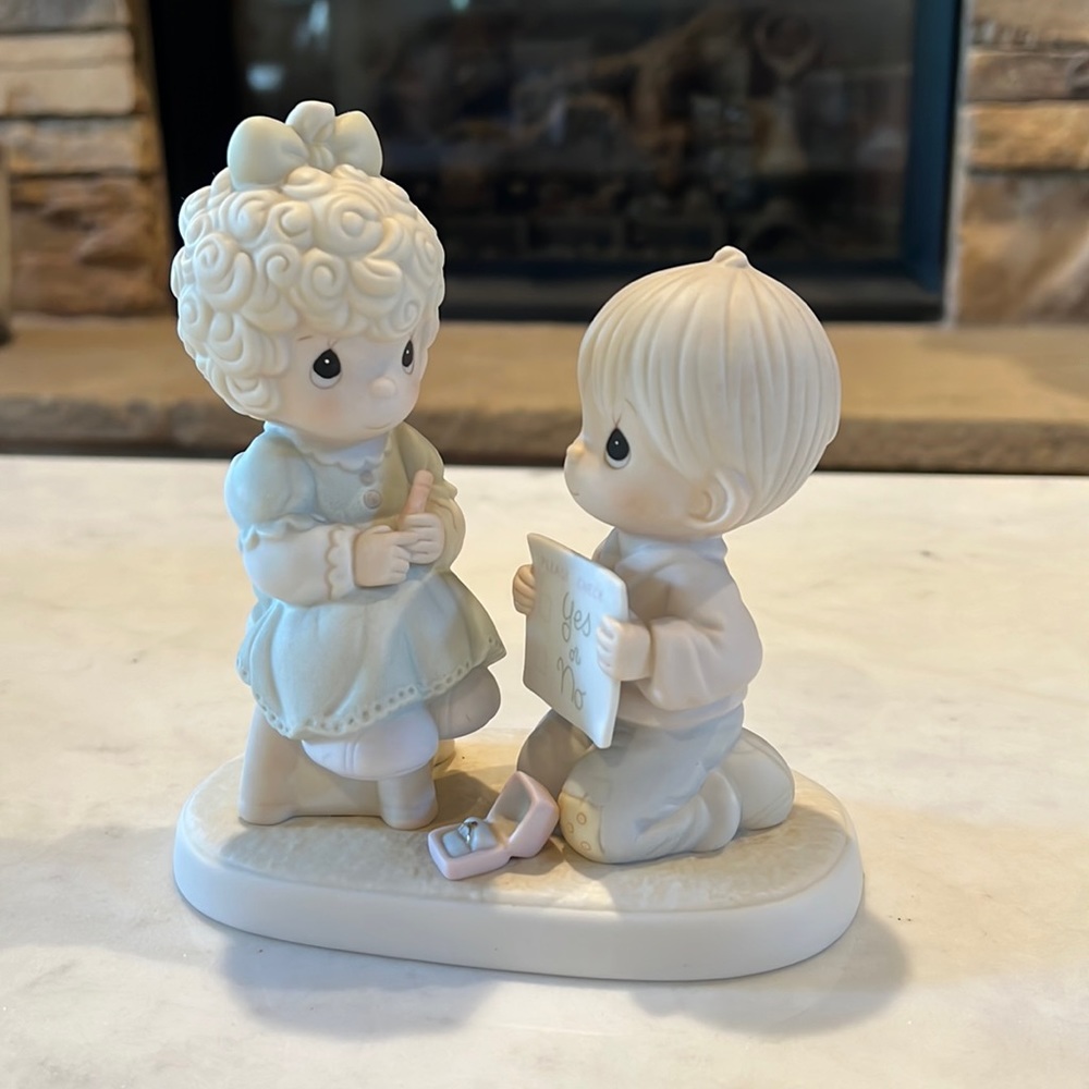 Precious Moments “Wishing you a Perfect Choice”